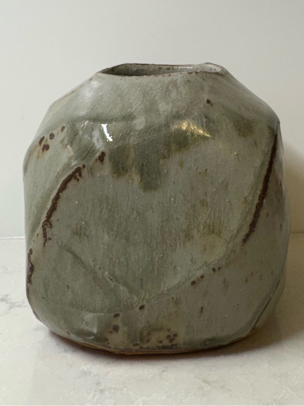 Don Curreri Ceramic
Vase - Textured Studio Pottery Signed Original